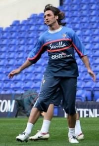 'CAPITANUL' SEVILLEI, ABSENT CU STEAUA - ACCIDENTAT Experimentatul fundas central Javi - Liga Campionilor